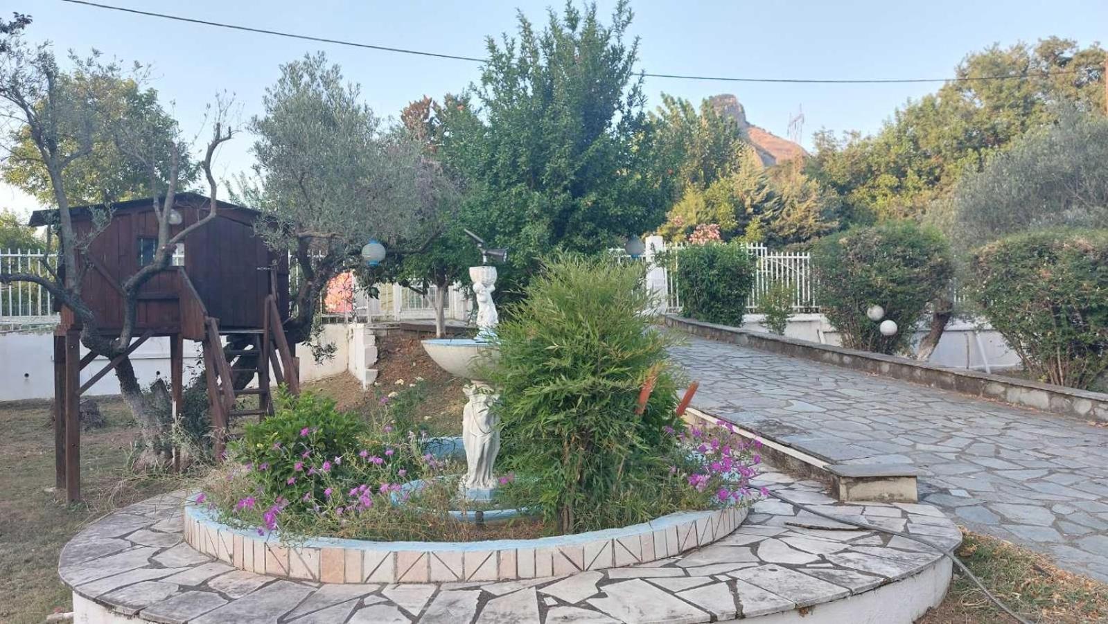 卡兰巴卡 Pomegranate Tree House - Meteora旅馆 外观 照片